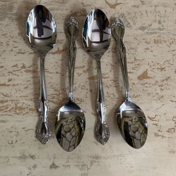 The Cellar Japan 20 piece stainless flat ware set - Picture 4 of 16